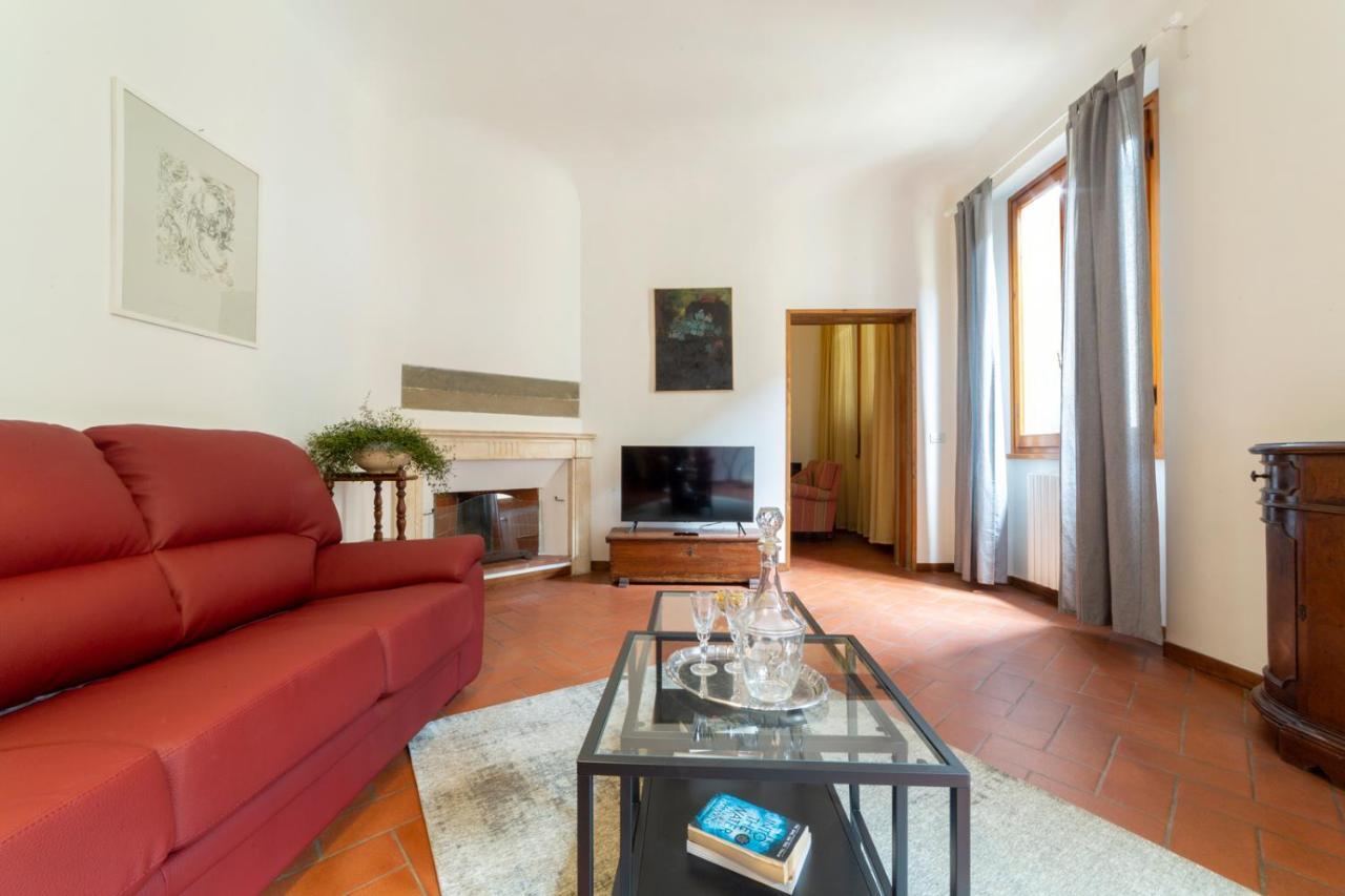 110 Sqm Apartment 6 Sleeps In Santa Croce Florenz Exterior foto